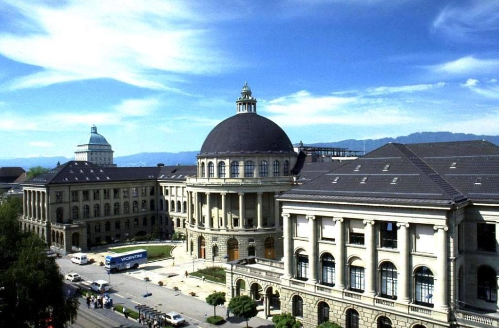 Eidgenössische Technische Hochschule มหาวิทยาลัยชั้นนำของยุโรปในเมืองซูริก (CR:Wikipedia)