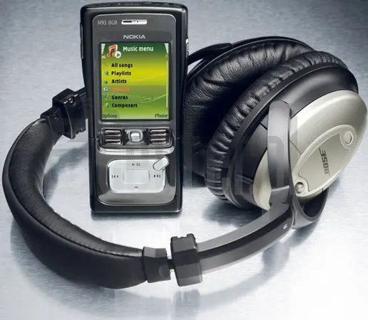 Nokia N91 ที่ออกมาท้าชนในตลาดเดียวกับ (CR:IMEI.info)